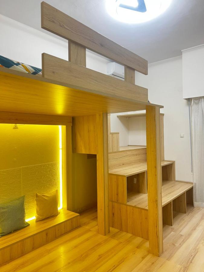 一线海景房seaview Apartment Артемида Екстериор снимка