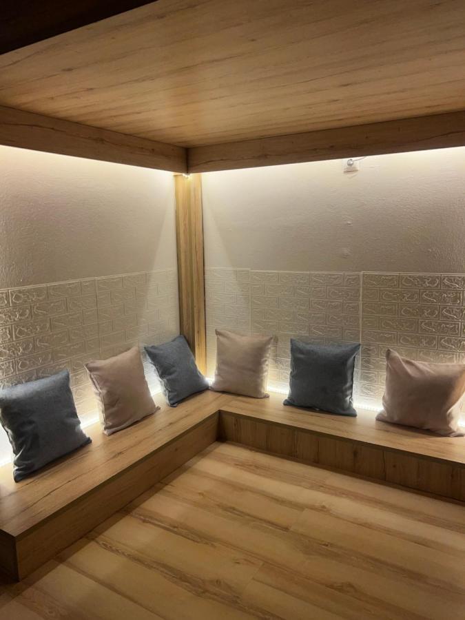 一线海景房seaview Apartment Артемида Екстериор снимка